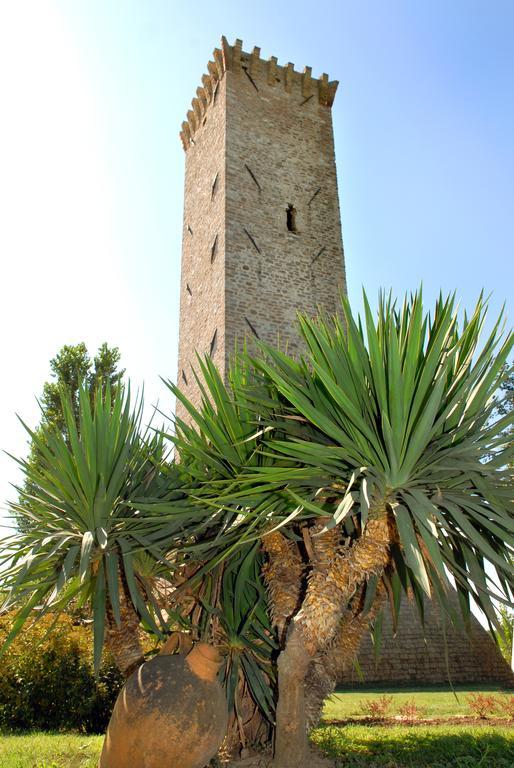 Agriturismo Le Due Torri - Torre Quandrano Cannara Exterior photo